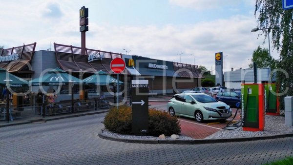 Photo 1 McDonald's Dolní Kamenná