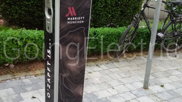 Photo 1 Marriott Hotel