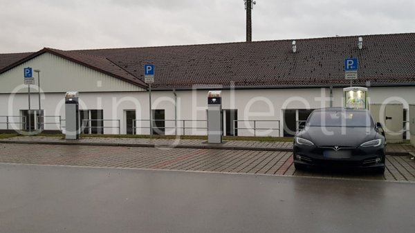 Photo 2 Bahnhof