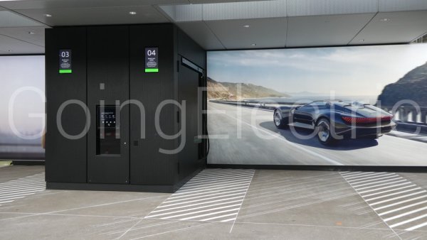 Photo 6 Audi charging hub