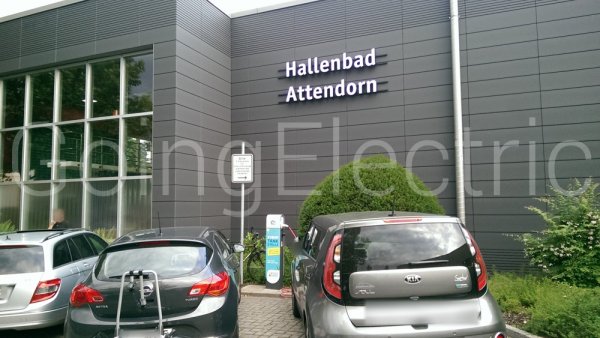 Photo 3 Hallenbad