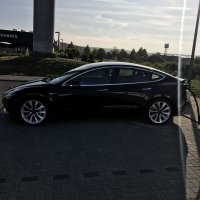 weitere_Tesla Model 3