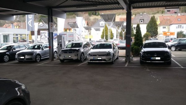 In guter Gesellschaft !! Audi E-Tron, BMW i3, VW Golf GTE und VW E-Golf