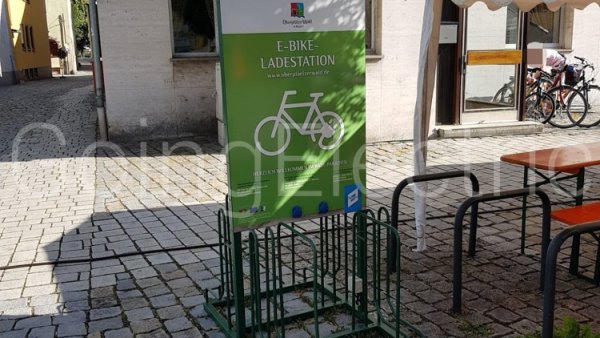 Photo 1 E-Bike Ladestation Marktplatz
