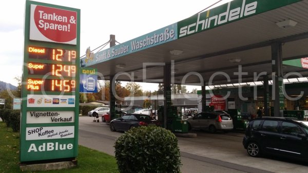 Photo 0 Tankstelle Schindele