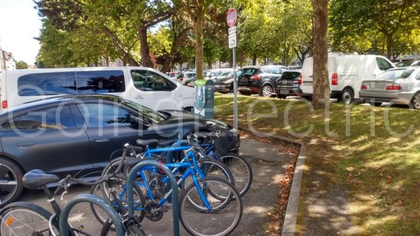 Photo 0 Parking Boulevard de la Tour d'Auvergne