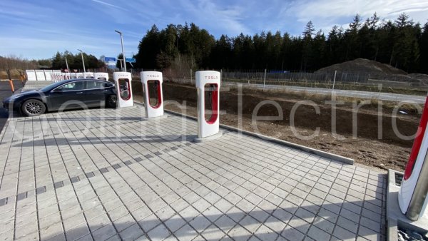 Photo 2 Supercharger