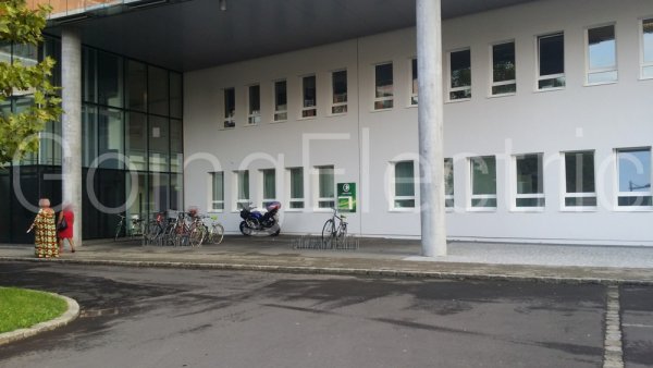 Photo 0 E-Bike Ladestation Landesfrauen- und Kinderklinik