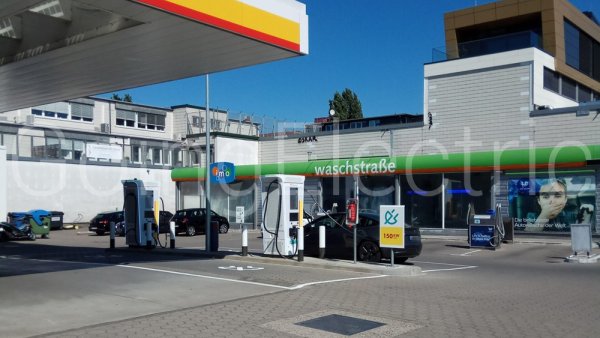 Photo 0 Shell Tankstelle Winterhuder Weg