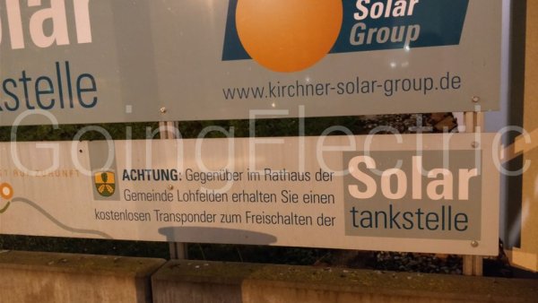 Photo 3 Solar Tankstelle