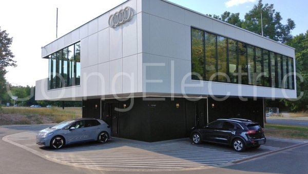 Photo 3 Audi charging hub Messezentrum