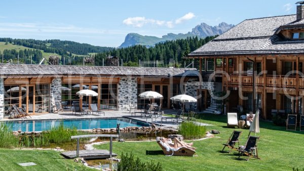 Photo 1 Tirler Dolomites Living Hotel