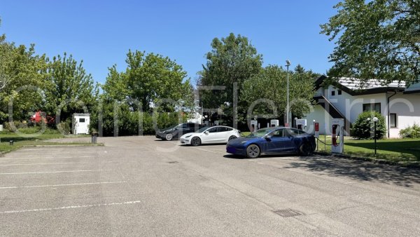 Photo 2 Supercharger Best Western Hotel Modena District