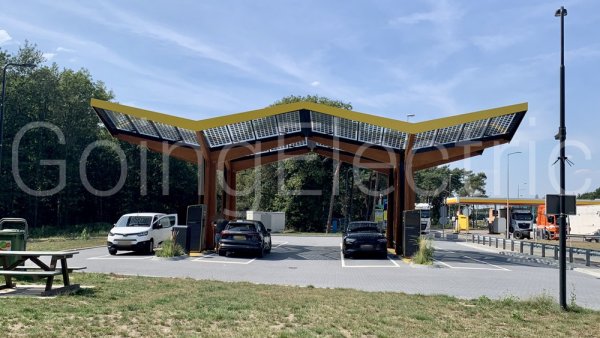 Photo 1 Fastned Kloosters