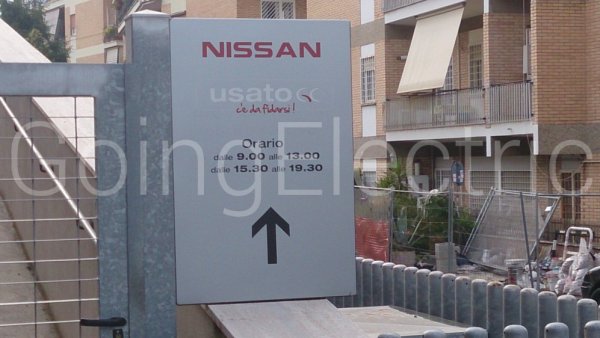 Photo 2 Nissan Garage