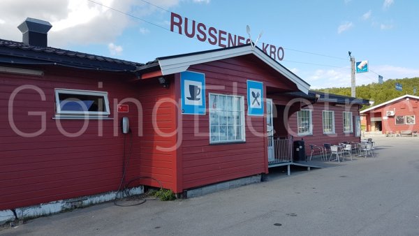 Photo 1 Olderfjord Hotell Russenes Camping