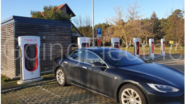 Photo 3 Supercharger