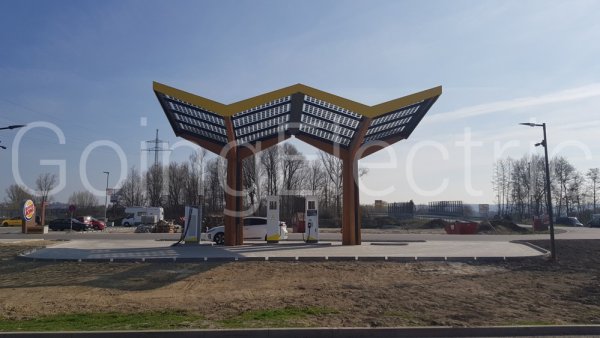 Photo 7 Fastned