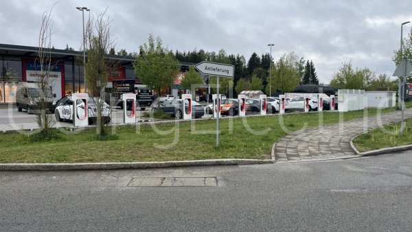 Photo 3 Supercharger Outlet Store
