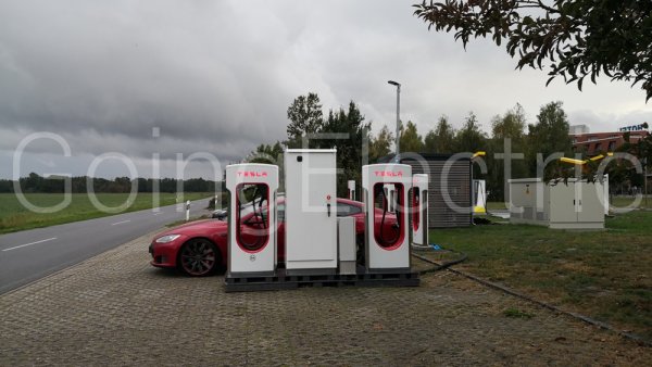Photo 9 Supercharger