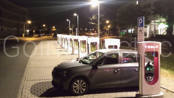 Photo 1 Supercharger Holiday Inn Conference Centre Flughafen BER