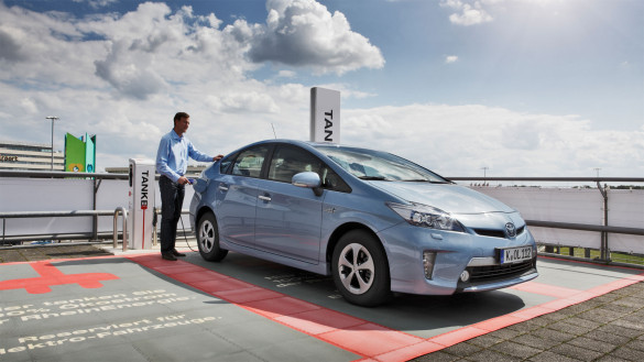 Toyota Plug-In Prius bester im ADAC EcoTest