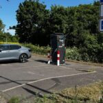 ADAC Test zeigt große Defizite beim Laden an Autobahnen