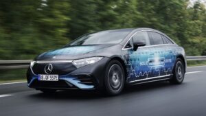 Mercedes-Benz EQS mit Festkörperbatterie