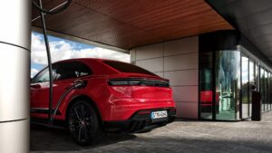 Porsche Charging Lounge Himmelkron