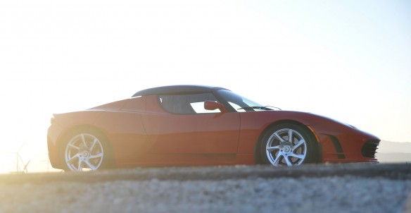 Tesla Roadster repariert: de Mestre setzt Weltumrundung fort